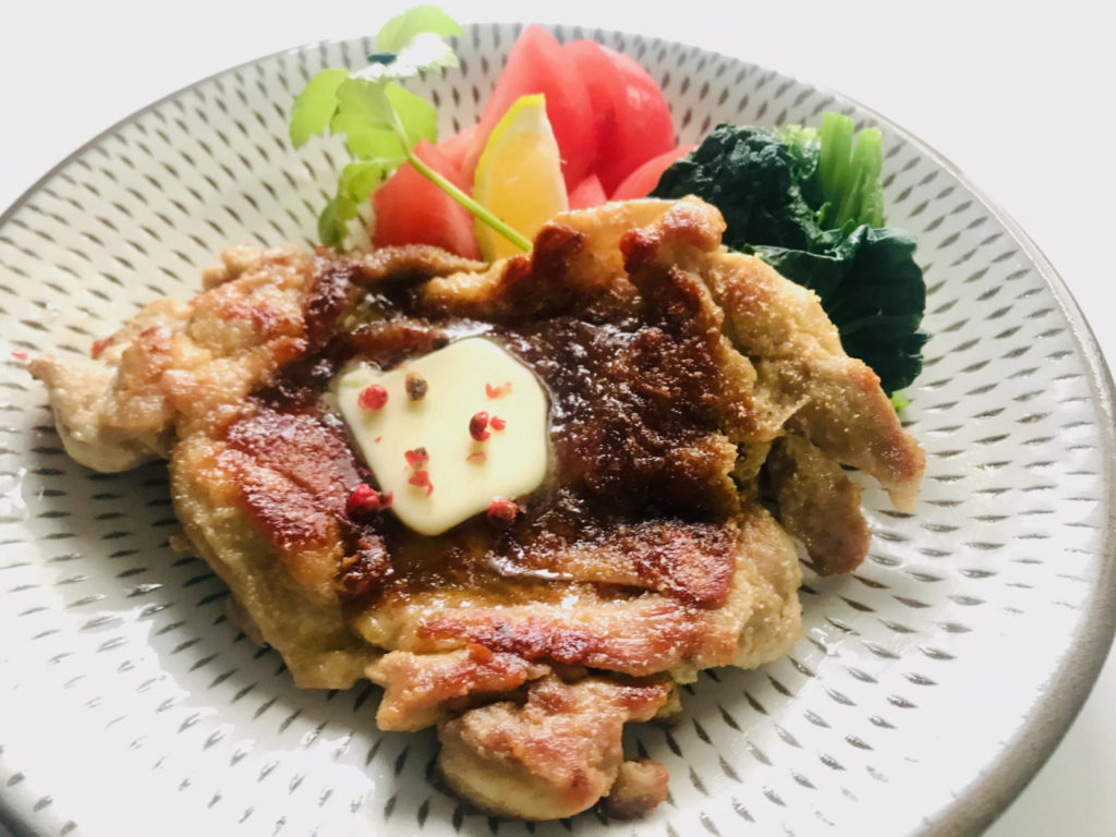 お店屋さんみたいなカリサク食感♪ガリバタ醤油のチキンソテー