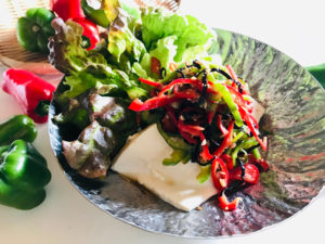 【スタミナレシピ】シャキシャキ食感で体力アップ！梅ピーサラダ