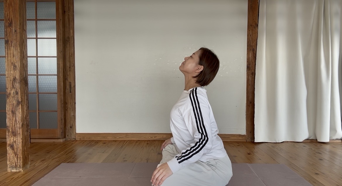 花粉症対策にオススメ-自律神経を整えるヨガ01